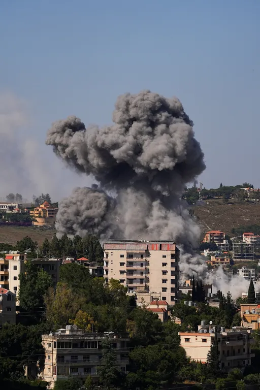 U sinoćnjim izraelskim napadima u južnom Libanu petoro mrtvih