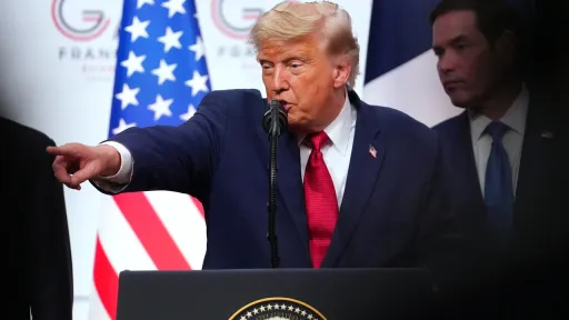 Трамп связал войну с изгнанием России из G8