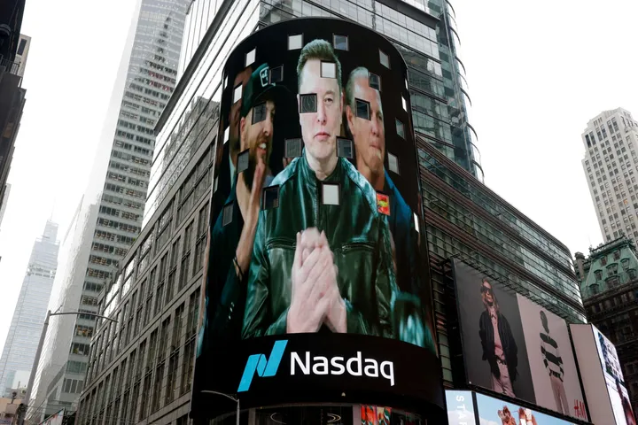 SpaceX valuation plunges $600B in renewed tech rout; Nasdaq 100 could lose over $1T