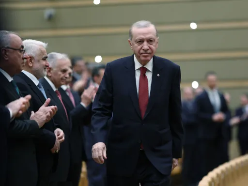 گفتوگوی تلفنی رئیسجمهور اردوغان و نخستوزیر عراق؛ تأکید بر تقویت روابط دوجانبه