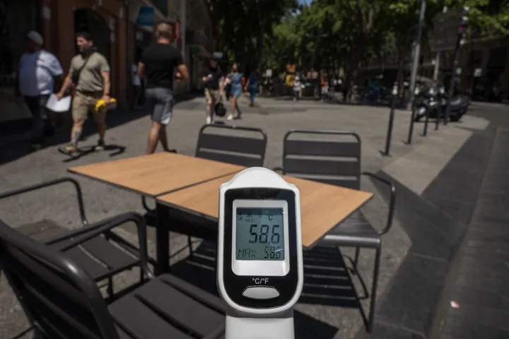 Canicule en France: 68 000 foyers privés d'électricité dans le Finistère