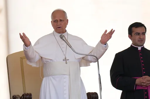 Papa upozorio na moralnu neutralnost u vještačkoj inteligenciji