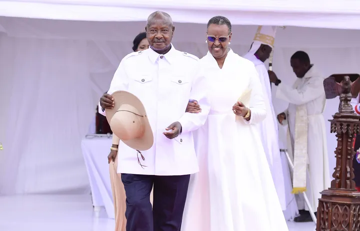 Comment Museveni avait "trouvé l'amour en exil", en rencontrant la future première dame d'Ouganda
