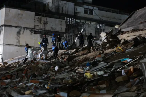 Trump offers aid to Venezuela after strongest earthquake in over a century