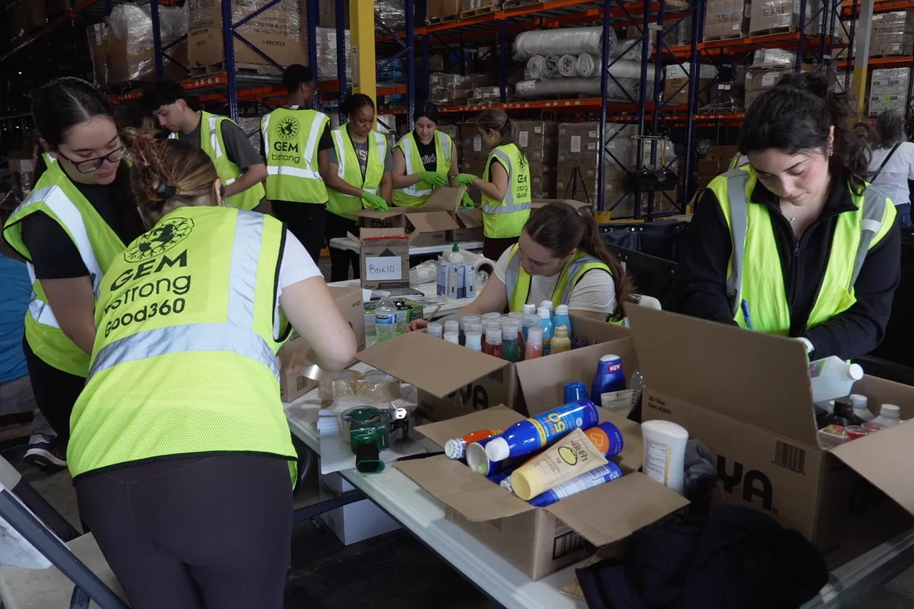 How the world is helping Venezuela after devastating earthquakes