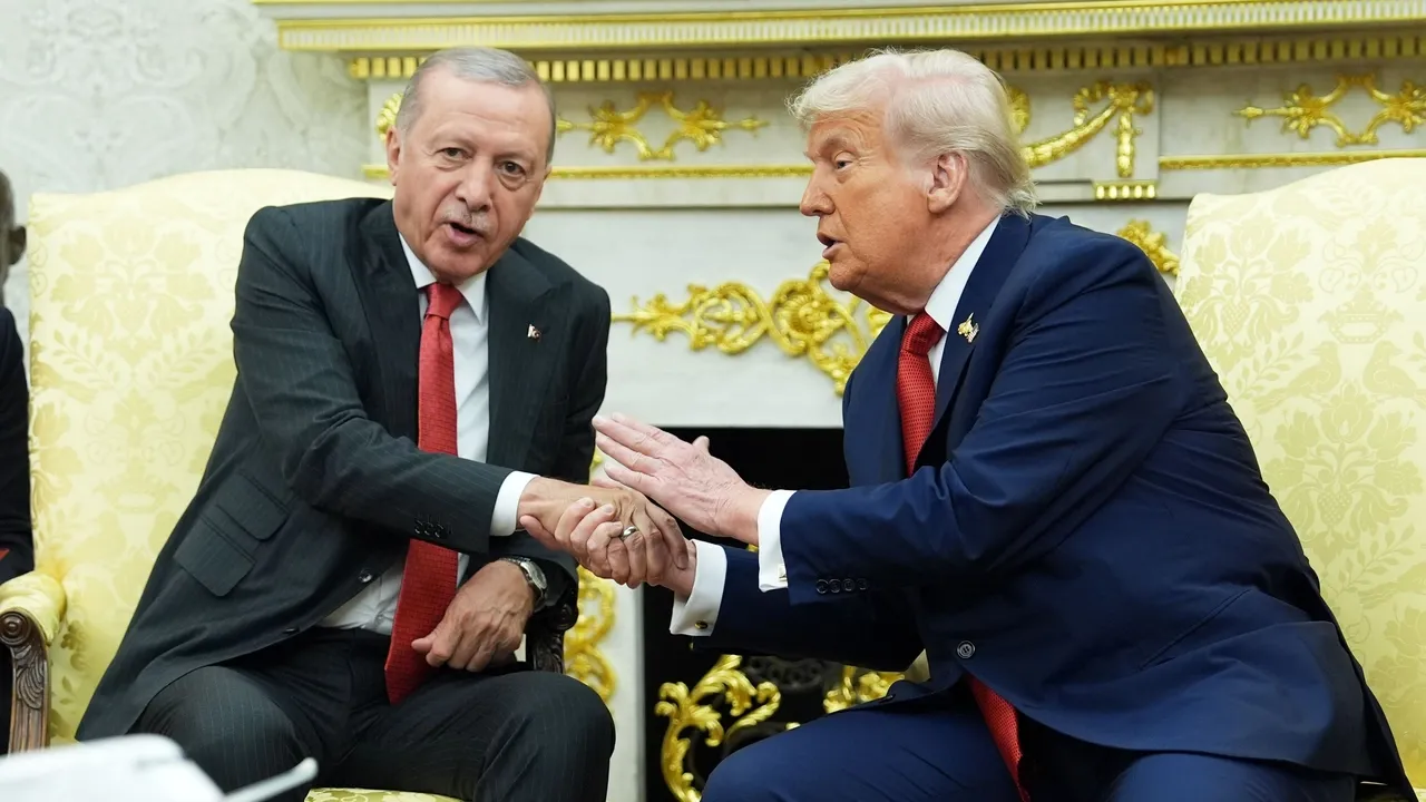 Трамп: «НАТО саммитіне Ердоған үшін қатысамын»