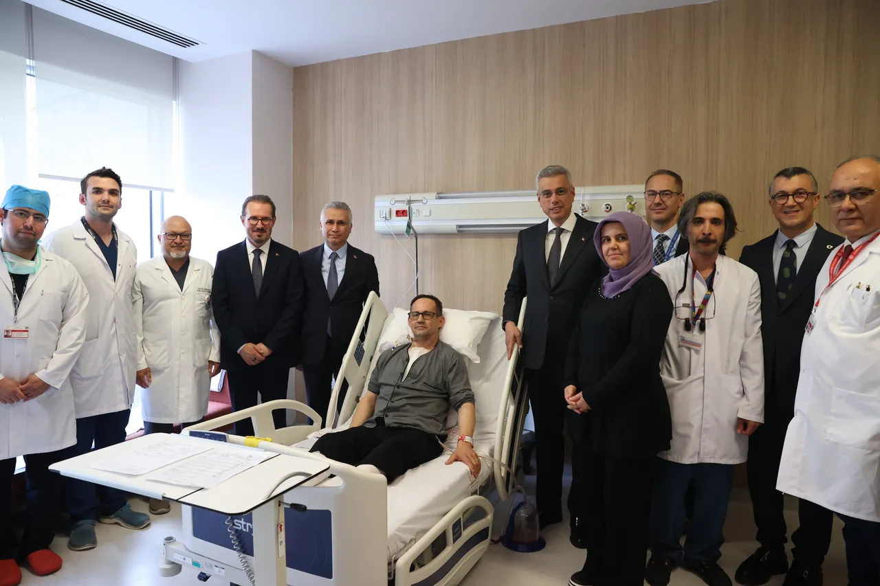 Türkiye performs first surgery using domestically made heart-lung machine