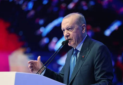 Erdogan hails historic milestone in Türkiye's foreign trade