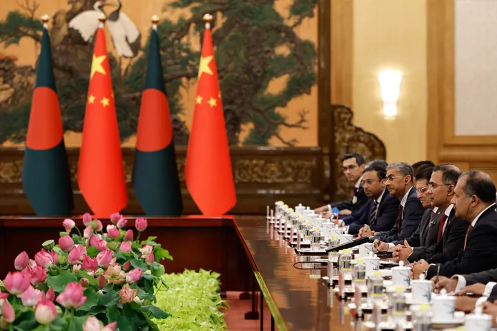 Xi vows stronger China-Bangladesh partnership, backs Dhaka's sovereignty