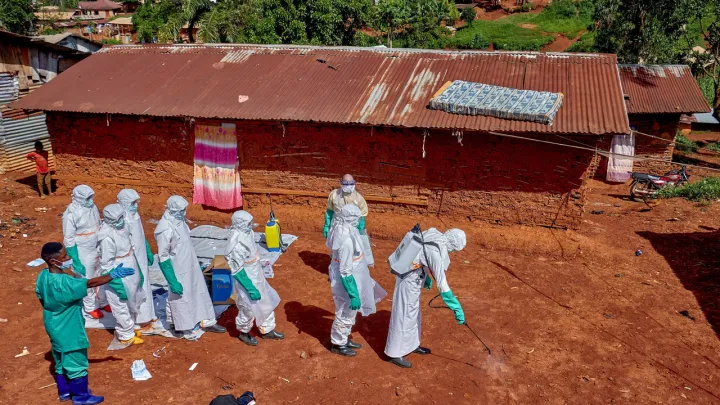 Número de mortos por Ébola na RDC ultrapassa os 300, em meio a um surto em expansão