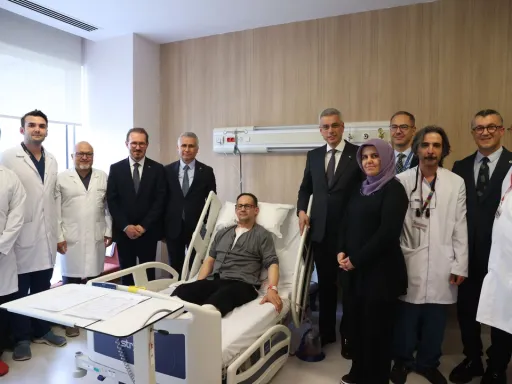 Türkiye realiza a primeira cirurgia utilizando uma máquina coração-pulmão fabricada no país