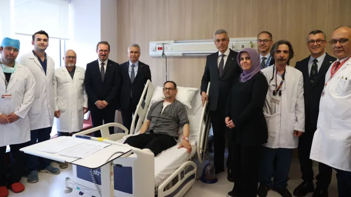 Türkiye realiza a primeira cirurgia utilizando uma máquina coração-pulmão fabricada no país