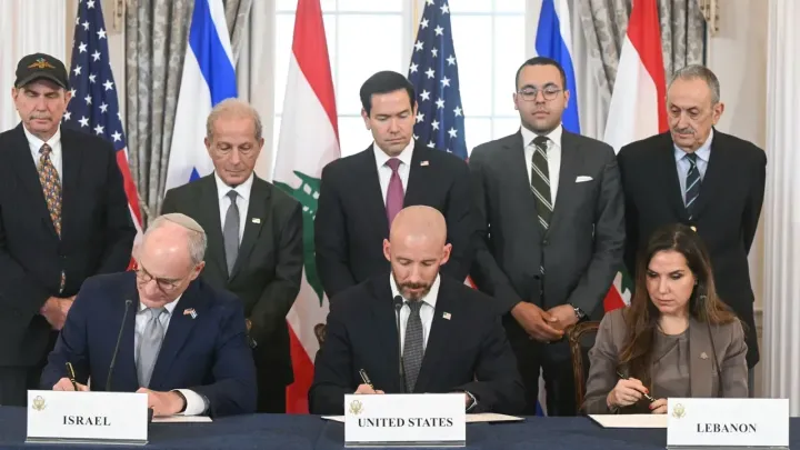 Accord-cadre entre Liban et Israël, qui laisse deux "zones pilotes" à l'armée libanaise