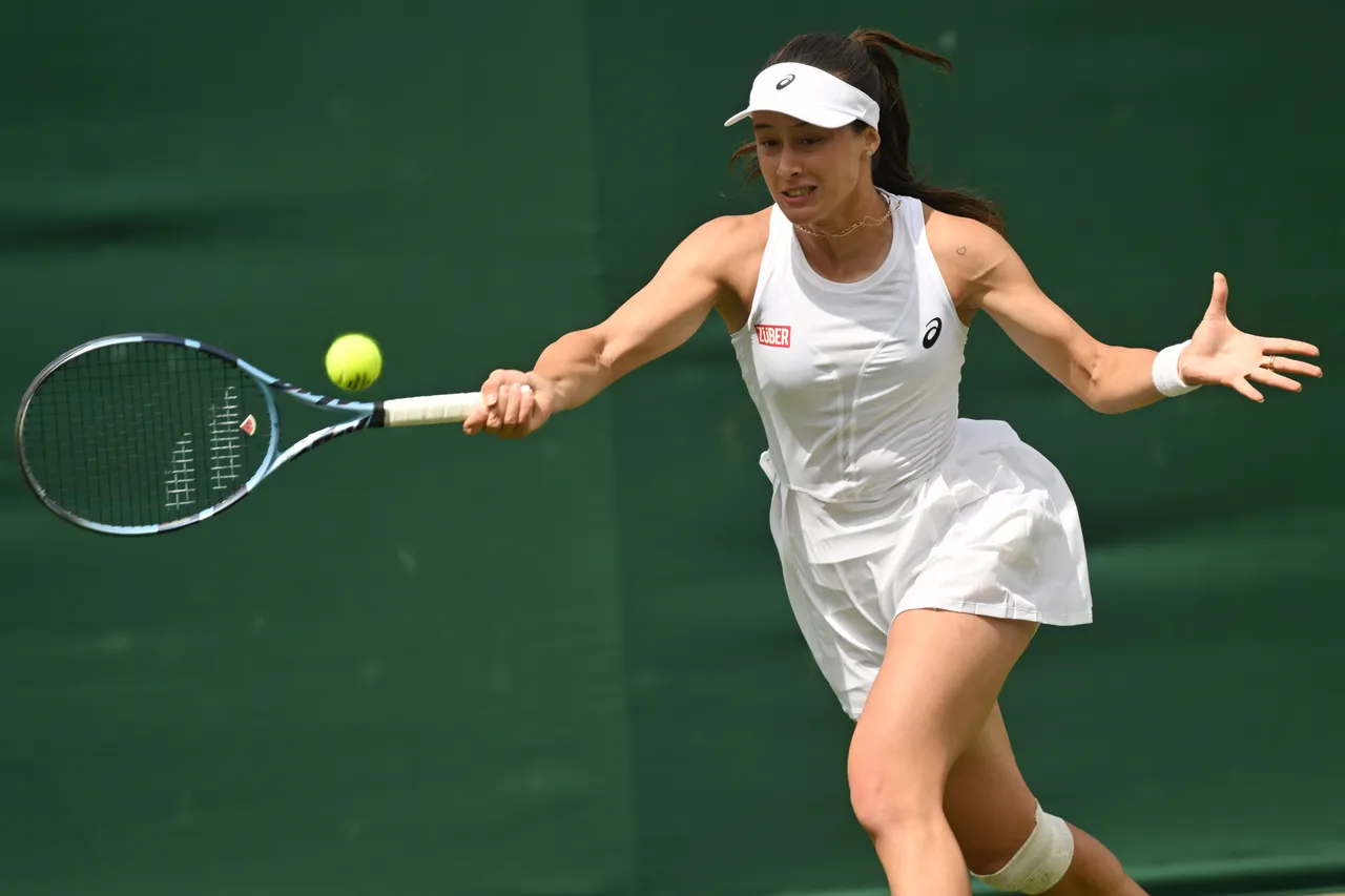 Turkiyalik tennischi Zeynep Sonmez Uimbldonda ikkinchi bosqichga yo'l oldi
