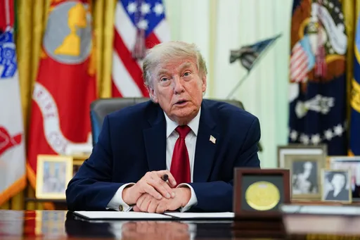 Трамп им се закани со „проблеми“ на продавачите на горива ако не ги намалат цените