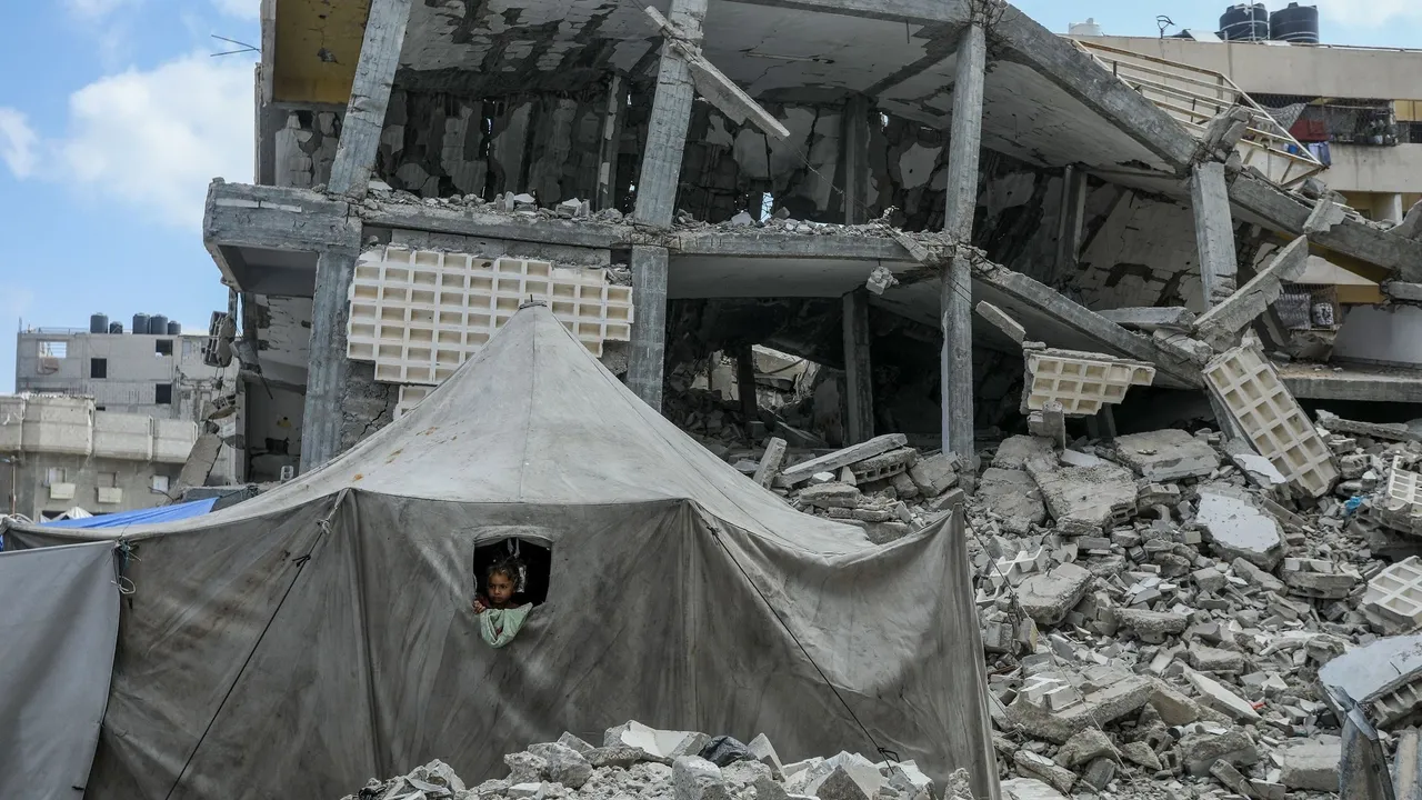 Israel reformula plano para Gaza após críticas sobre deslocação forçada