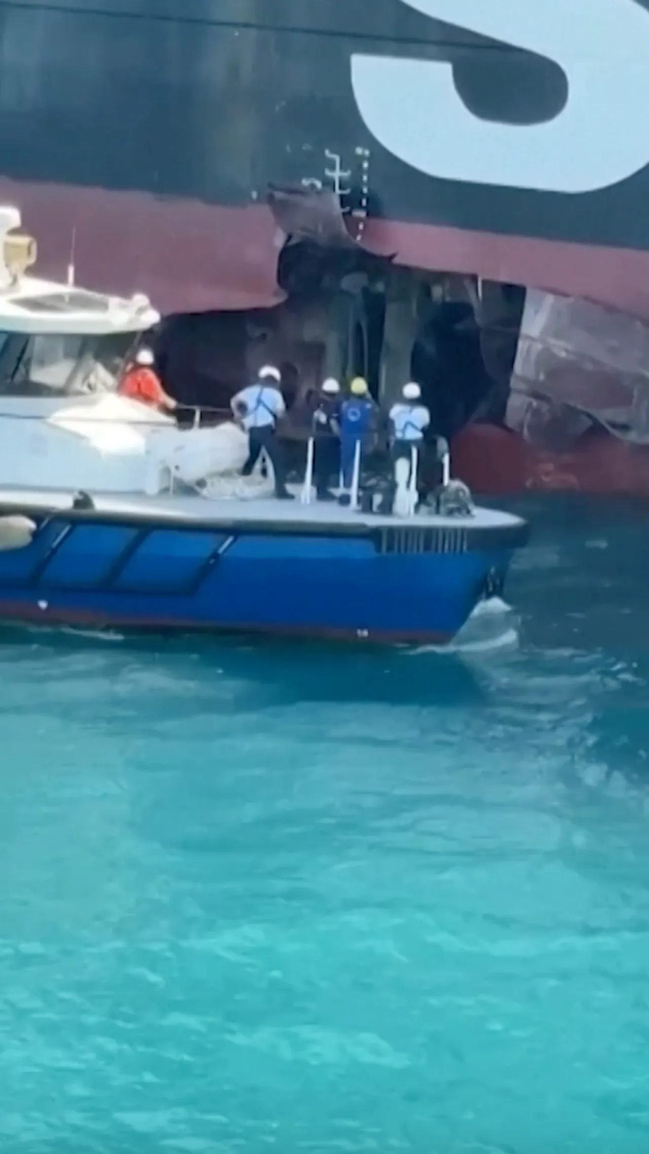 Iran mengumumkan 'operasi balasan' terhadap kapal yang diduga milik 'AS-Zionis'