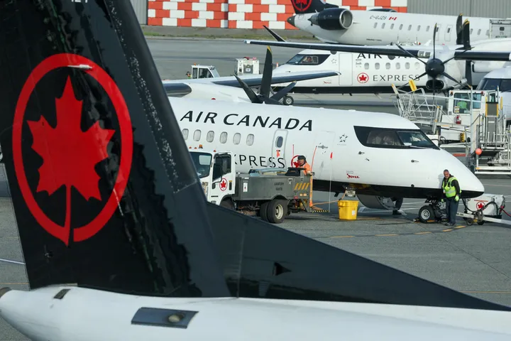 Pilot Air Canadae optužen da je 17 godina letio bez odgovarajuće dozvole