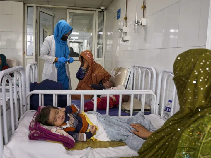 سازمان جهانی بهداشت: ۳.۷ میلیون کودک افغان در معرض سوءتغذیه حاد قرار دارند