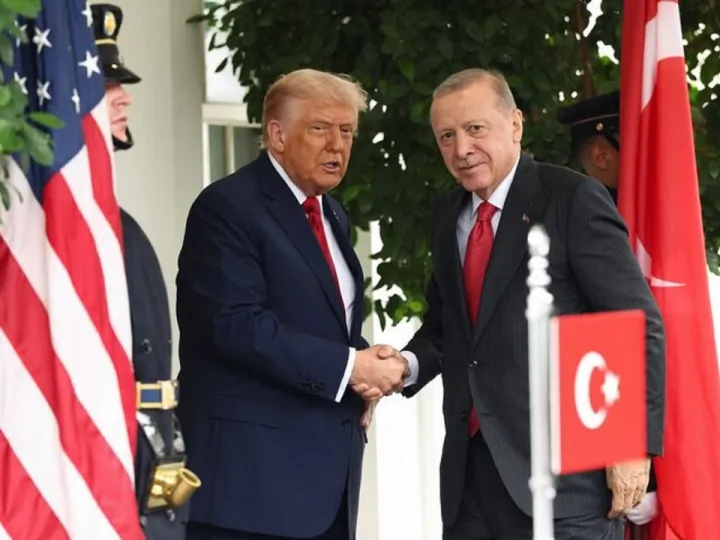 Ministro Fidan: Trump planeia participar na cimeira da NATO em Ancara