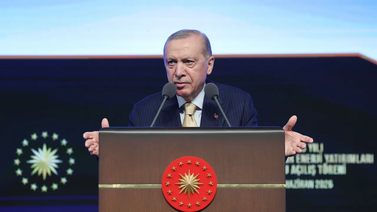 أردوغان: تركيا أصبحت مركز ثقل بمجال الطاقة في ظل التوترات الراهنة بالمنطقة