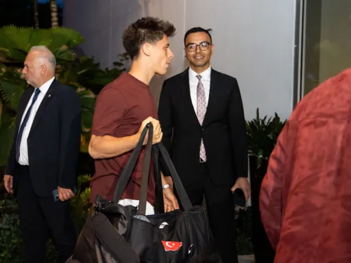 Contagem regressiva para o Mundial começa com a chegada da seleção nacional da Türkiye aos EUA