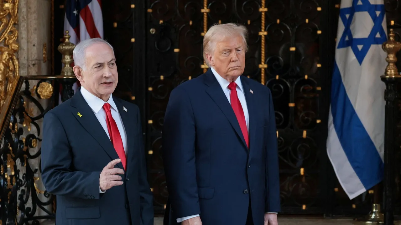 وجّه إليه ألفاظاً نابية.. ترمب: نتنياهو مجنون يزعجني قتاله في لبنان وأرغب بلقاء خامنئي