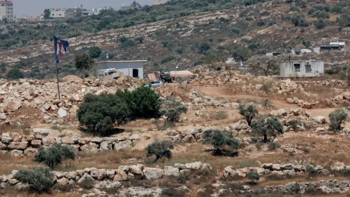 وسط تحذيرات فلسطينية من خطورته.. مخطط استيطاني إسرائيلي يستهدف 100 نقطة بالضفة المحتلة