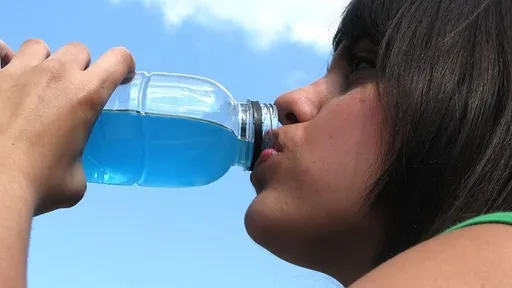 Finski zdravstveni institut pozvao na zabranu energetskih napitaka za mlađe od 18 godina