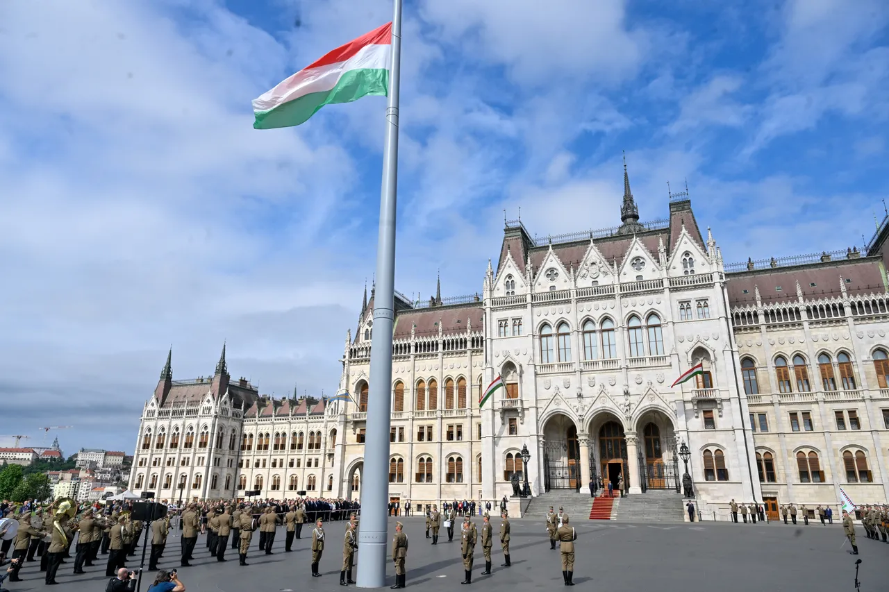 Mađarska ograničila mandat premijera na osam godina