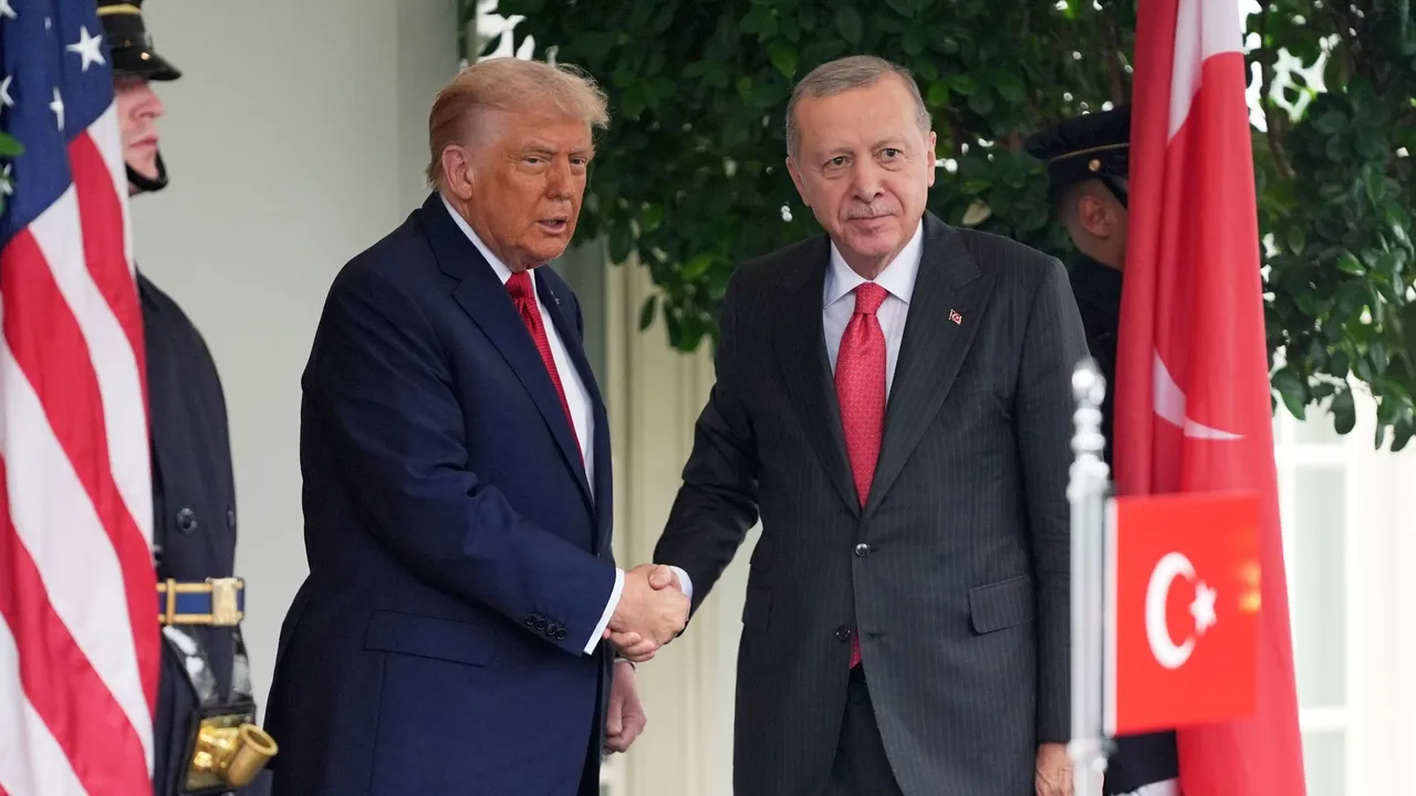 Rubio: Trump comparecerá à 'mais importante' cimeira da NATO na Türkiye