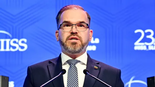 Литва обсуждает с США размещение ядерного оружия