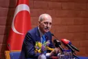 قورتولموش: العداء للإسلام وكراهية الأجانب جرس إنذار لمستقبل أوروبا