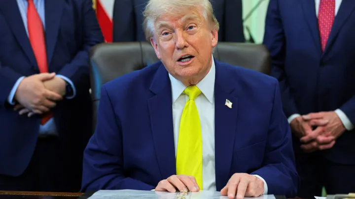 Президент Трамп Иранның Діни жетекшісімен кездесуді «үлкен мәртебе» санайтынын айтты
