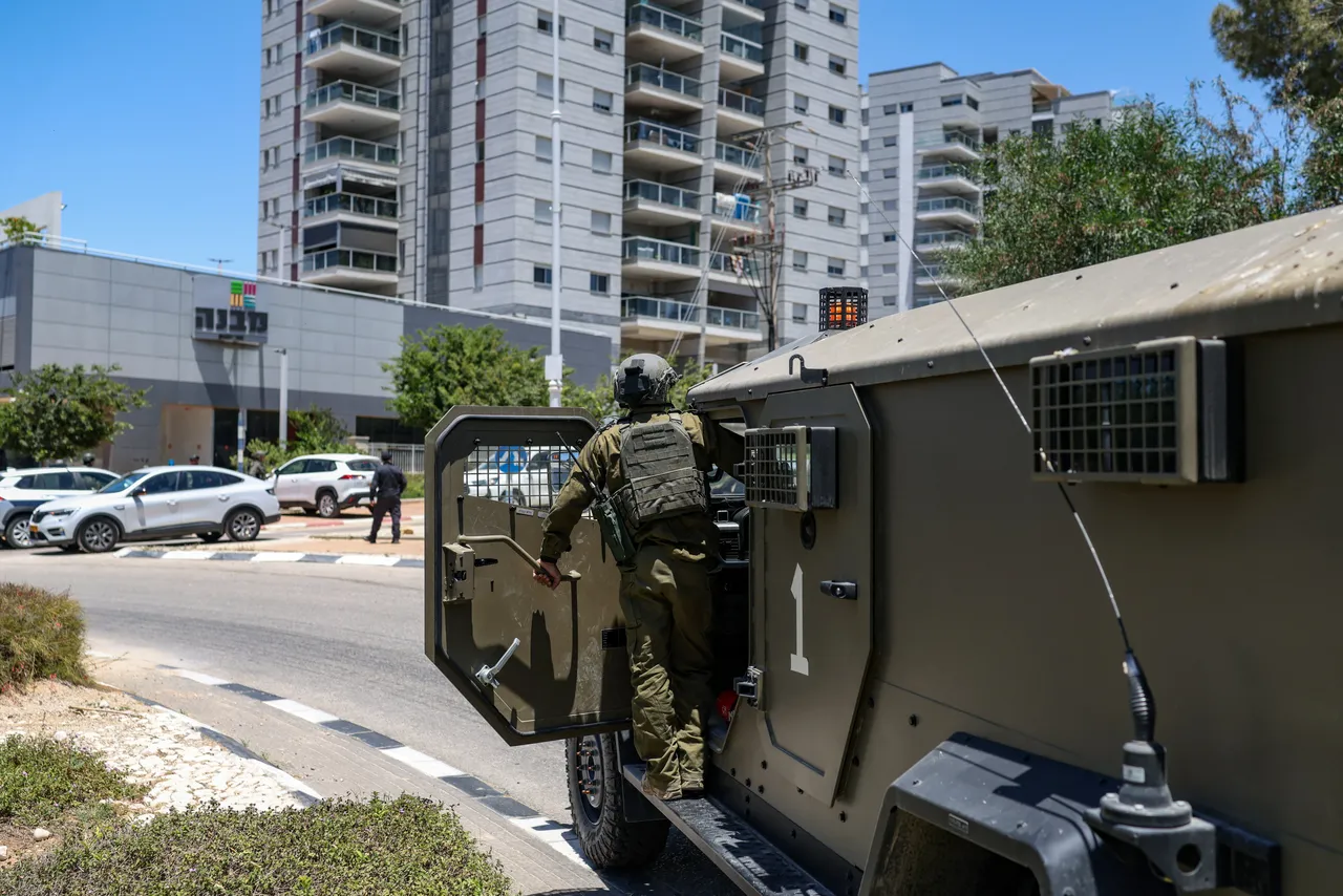 Shooting in central Israel leaves one dead and five injured