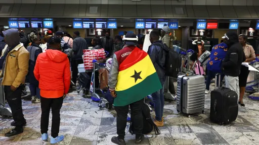 South Africa says Accra engaging in 'public spectacles' during repatriation of Ghanaian citizens