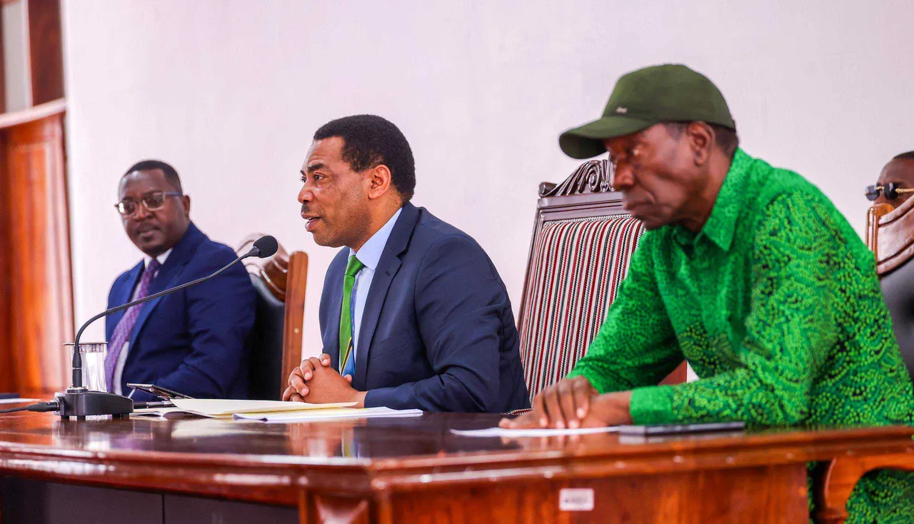 Wananchi waelimishwe kuhusu umuhimu wa kuandikishana mikataba ya ardhi-Wazri Mkuu wa Tanzania