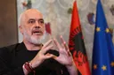 Рама: Албанија и покрај протестите ќе продолжи со изградбата на одморалиштето на Џаред Кушнер