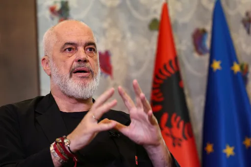Рама: Албанија и покрај протестите ќе продолжи со изградбата на одморалиштето на Џаред Кушнер