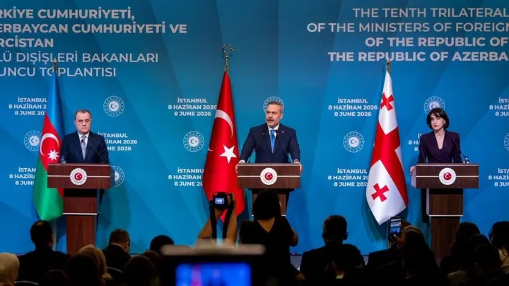 جورجيا وأذربيجان تؤكدان أن التعاون الثلاثي مع تركيا واسع النطاق ونموذج للشراكة الإقليمية