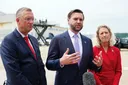 Џ.Д. Венс: Претседателот нема да ја врати војската во Иран освен ако не мора