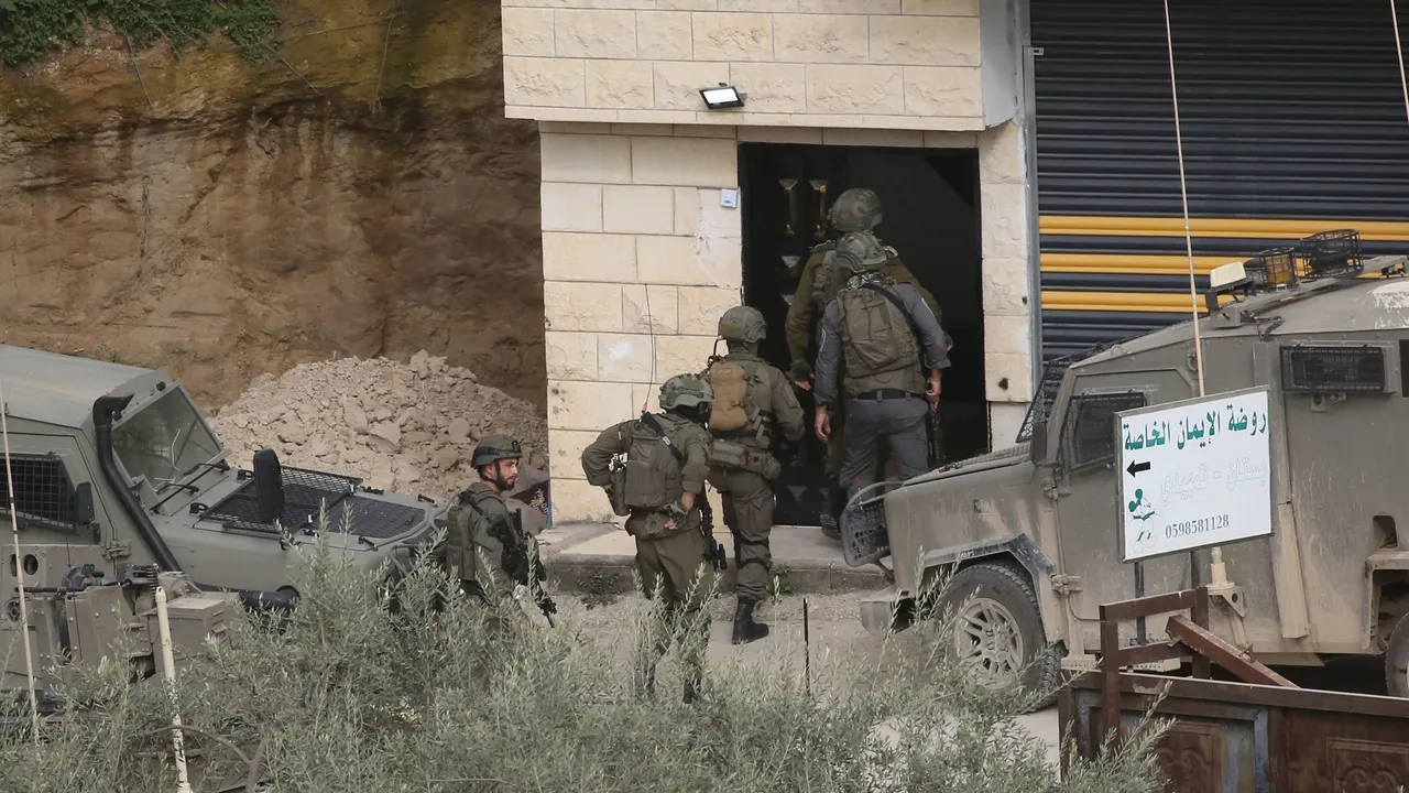 'Unprecedented escalation': Israeli army blocks all access roads to occupied West Bank town