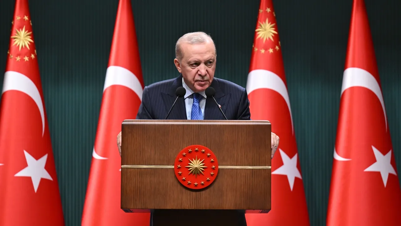 İlbaşı: "Meñ yıllarğa suzılğan danlı tarixıbızda ğadellek häm märxämät kenä bar"