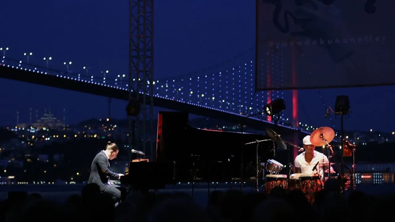 33-cü "İstanbul Caz Festivalı" start götürüb