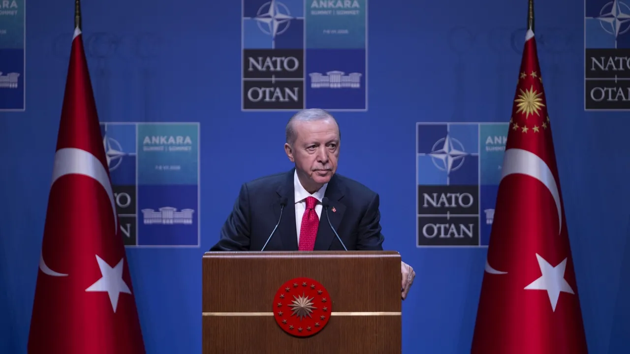Erdogan saúda o bem-sucedido desfecho da Cimeira da NATO, agradece aos participantes e organizadores