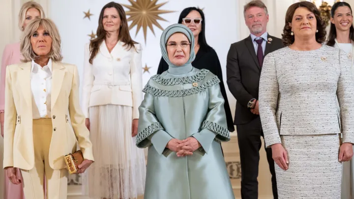 بقيادة أمينة أردوغان.. زوجات قادة دول الناتو يبحثن في أنقرة حماية الأطفال من مخاطر التكنولوجيا