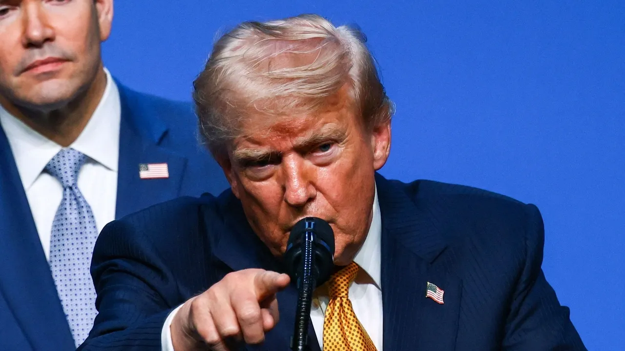 Trump avisa que os EUA 'dizimarão e destruirão' o Irão se Teerão tentar assassiná-lo