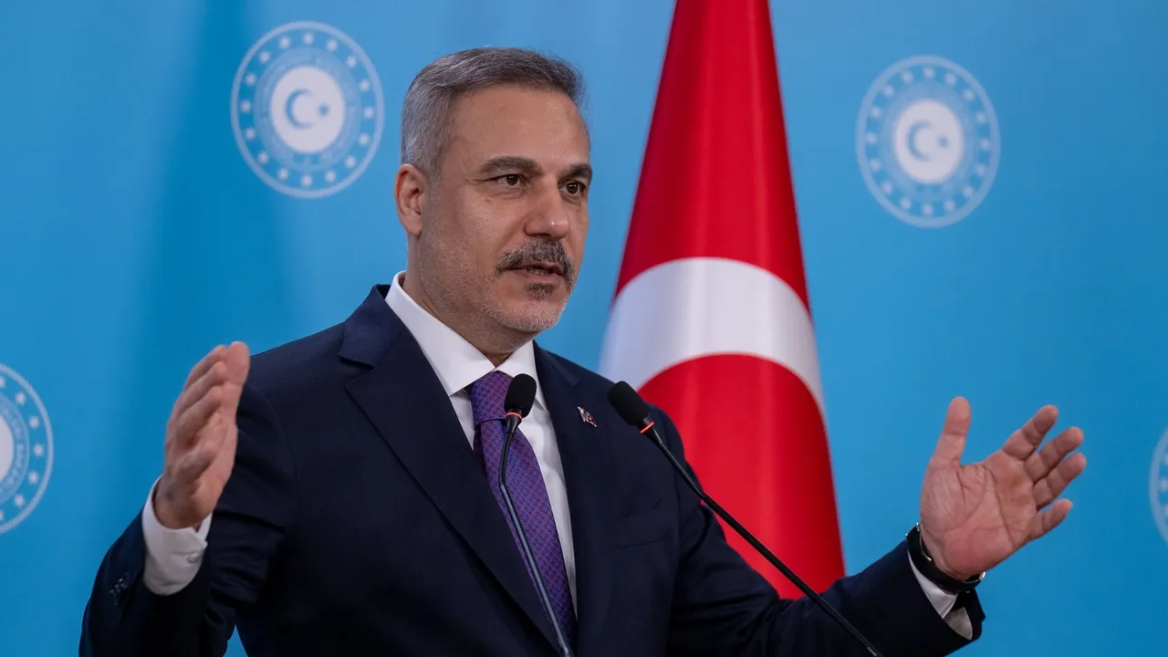 Fidan: Políticas e governo de Netanyahu são 'fardo' para Israel, região e segurança internacional