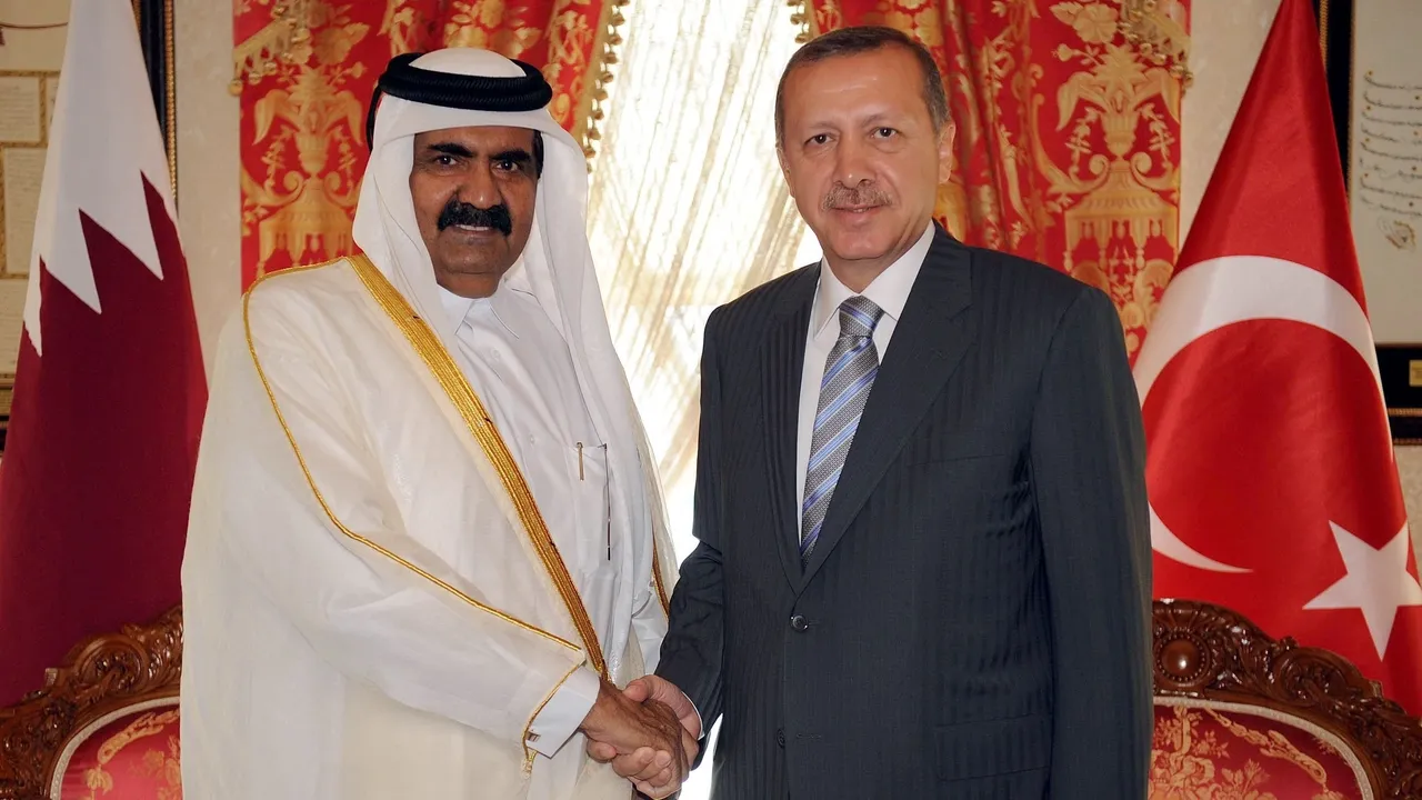 President Erdogan mourns passing of former Qatari emir