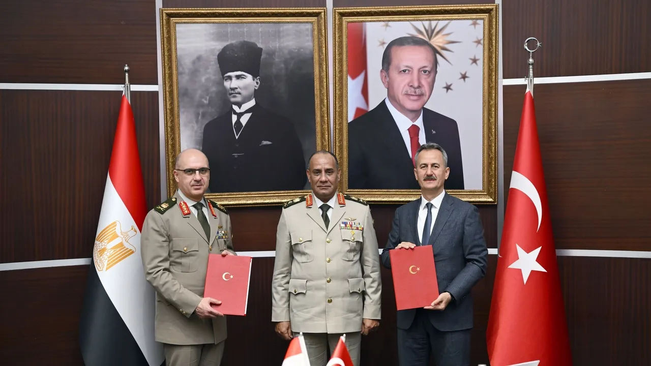 Türkiye, Egypt sign letter of intent on defence industry cooperation